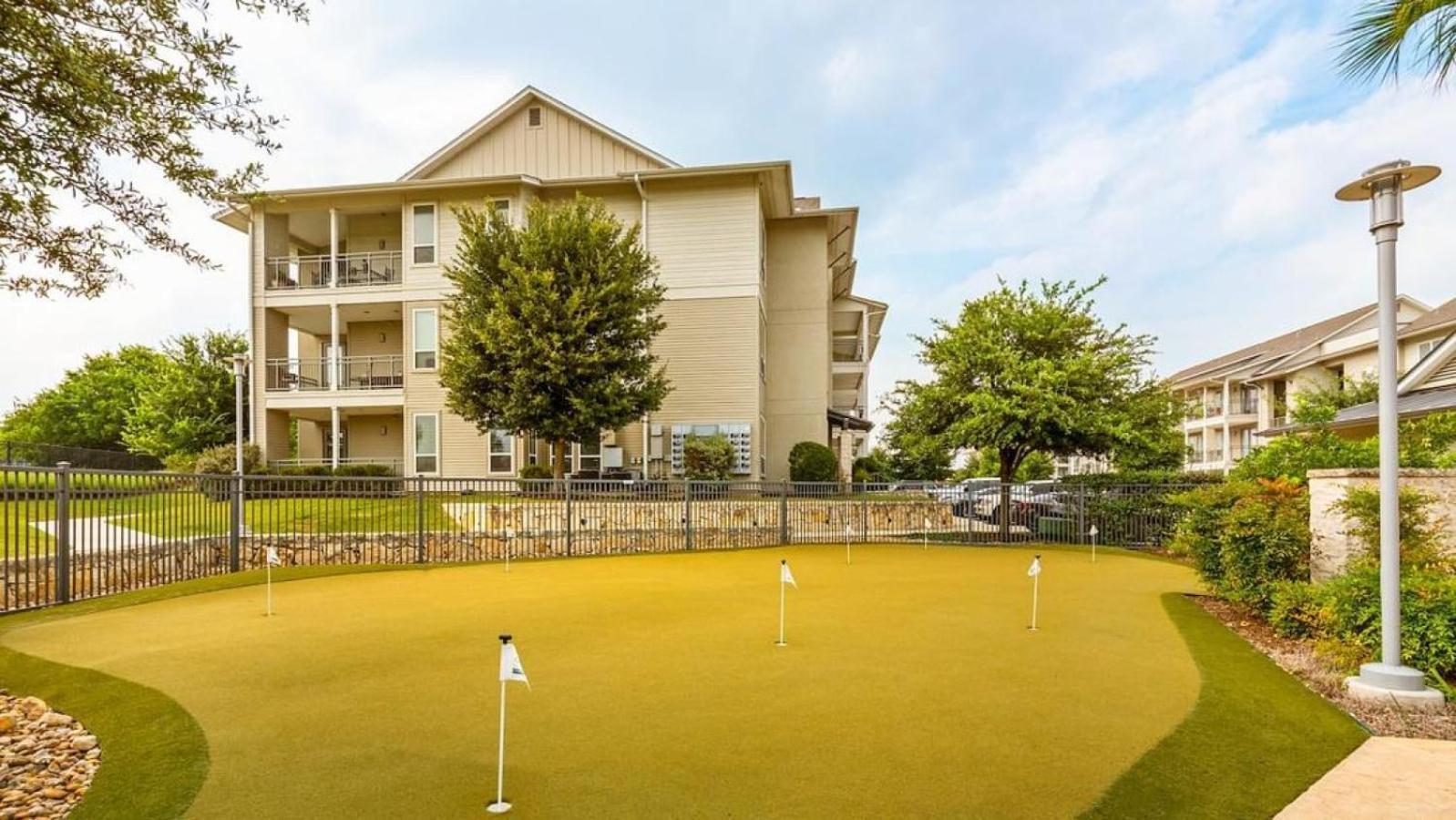 Landing At The Green At Plum Creek - 2 Bedrooms In Kyle Exteriör bild