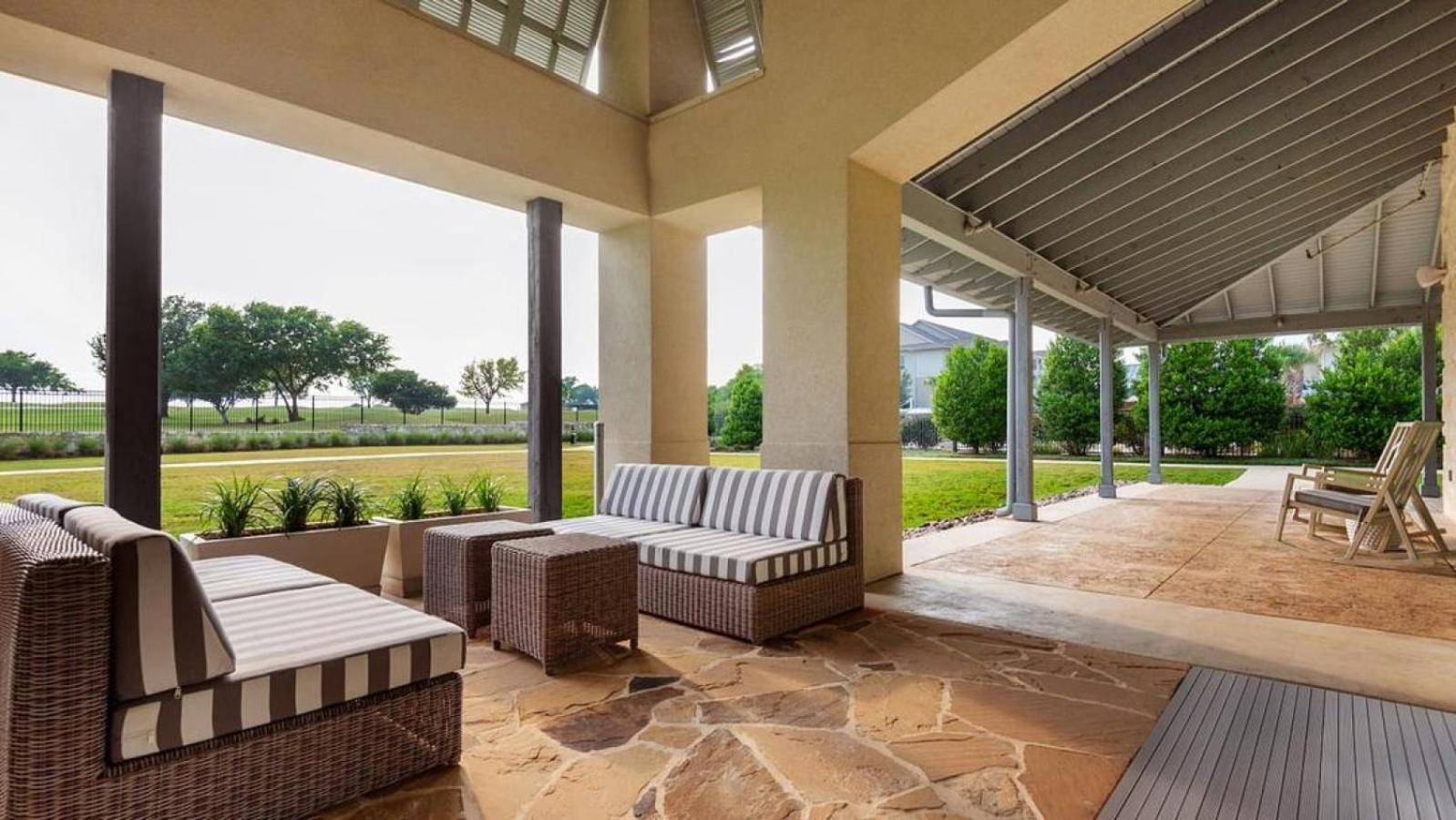 Landing At The Green At Plum Creek - 2 Bedrooms In Kyle Exteriör bild